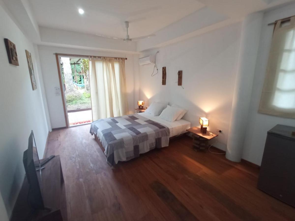 Bed and Breakfast La Luciernaga Big Creek Бокас-дель-Торо Экстерьер фото